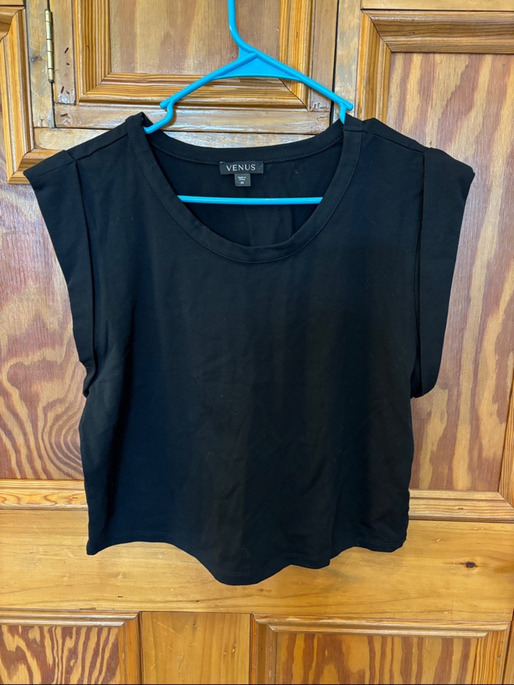 VENUS Black Casual Cap-Sleeve Scoop Neck crop top